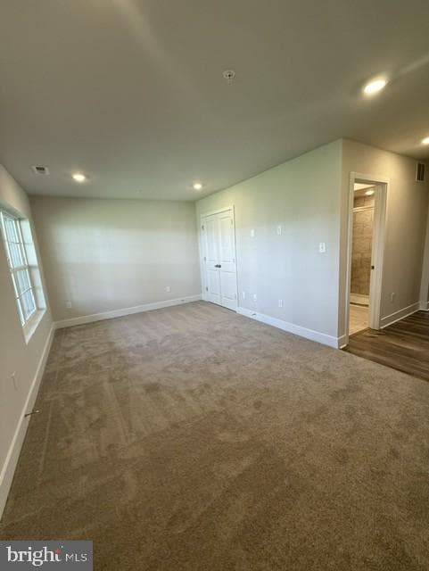 7608 River Reach Road photo 3