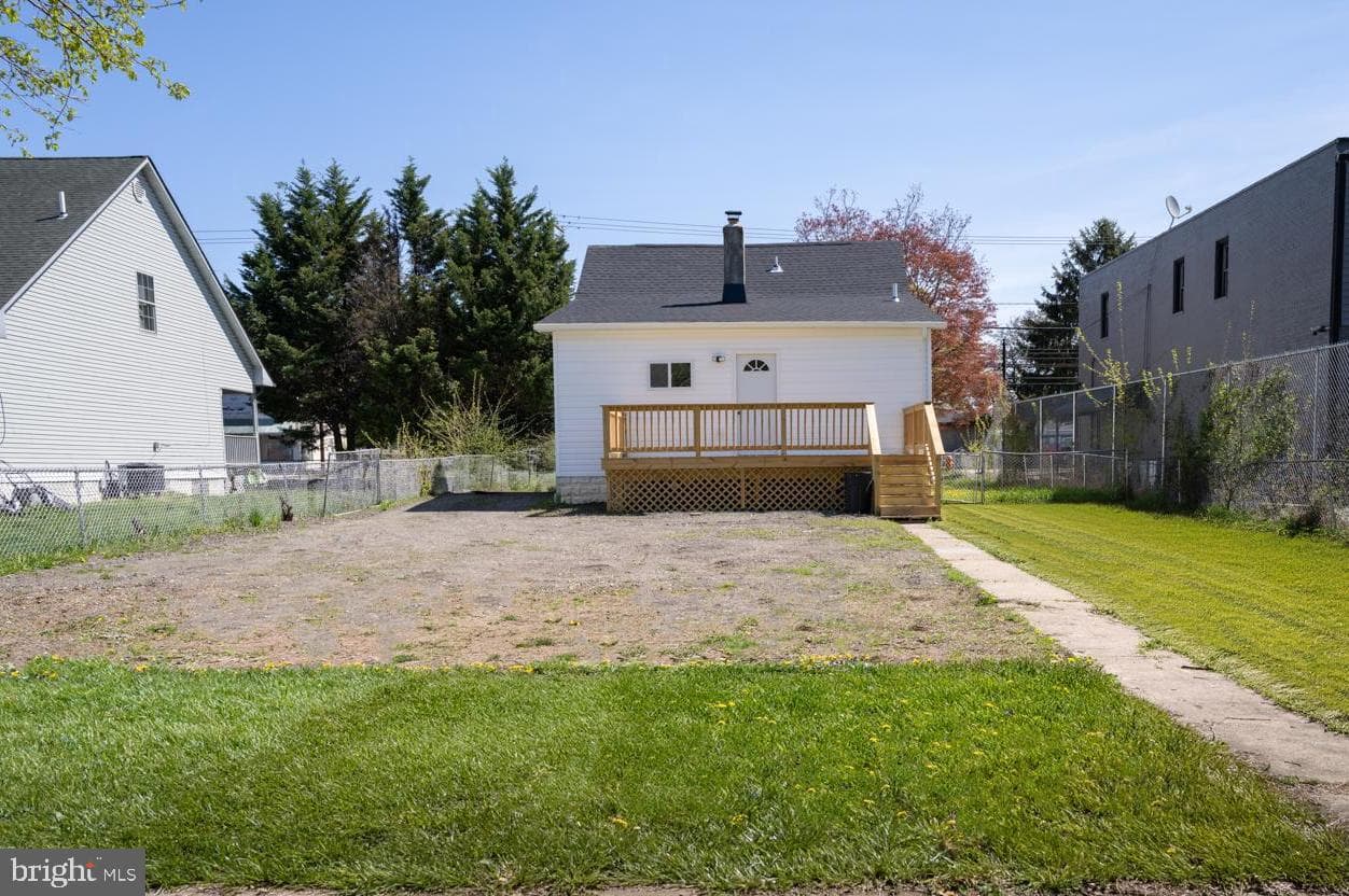 404 S Marlyn photo 24