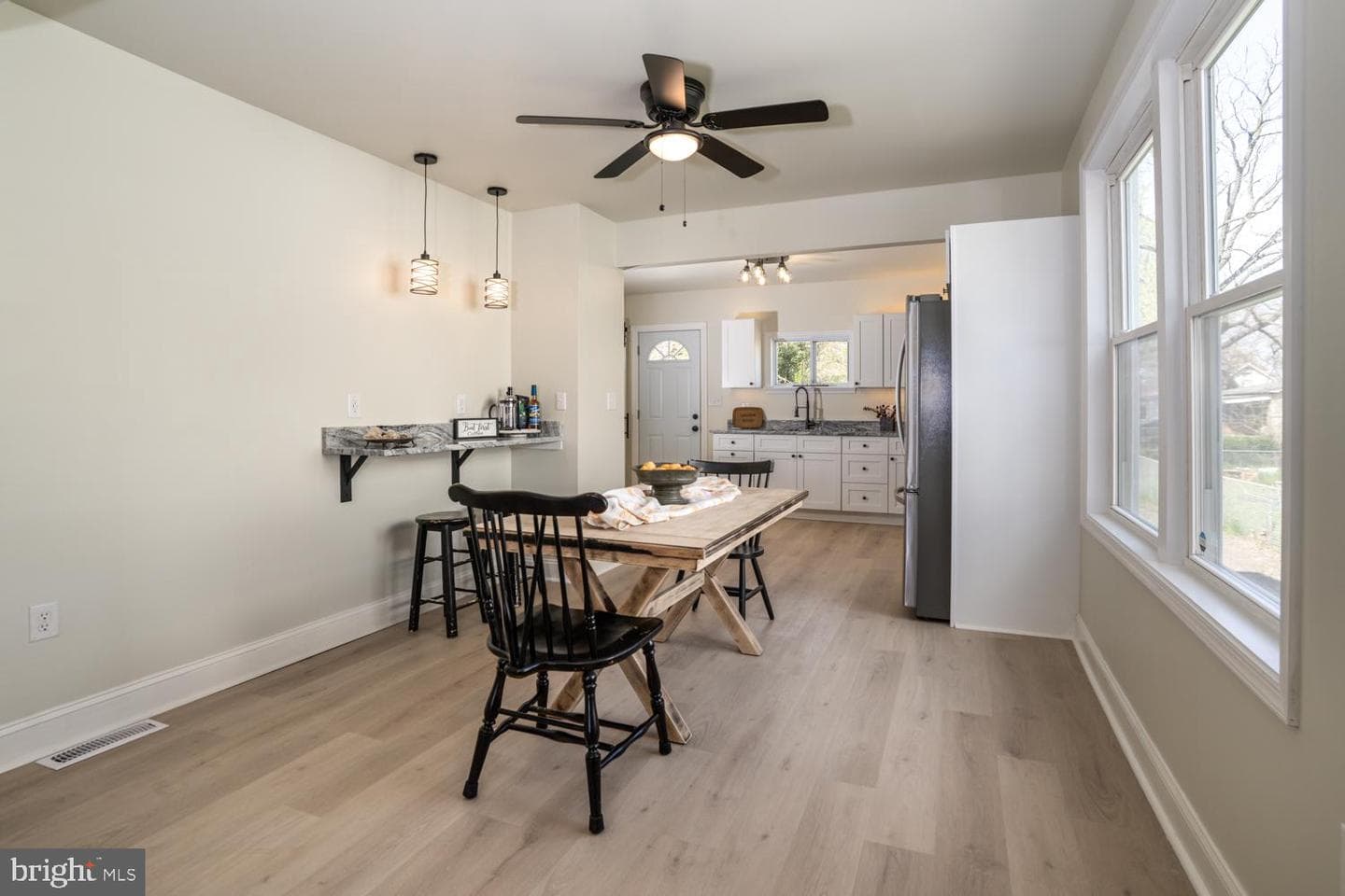 404 S Marlyn photo 4