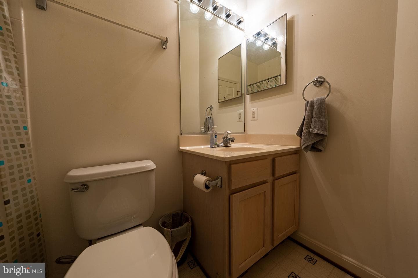 5000 Hollington Drive #301 photo 23