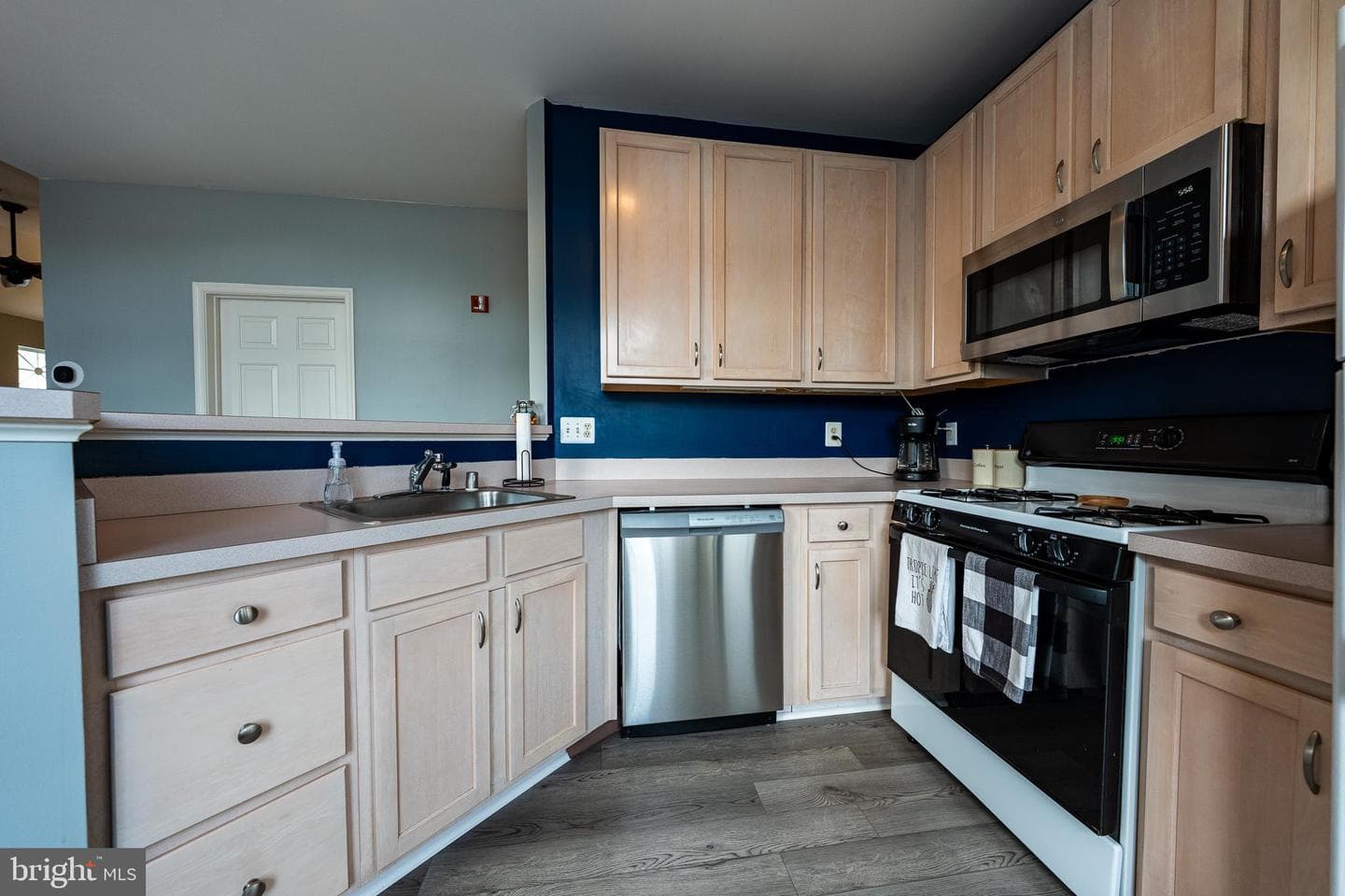 5000 Hollington Drive #301 photo 7