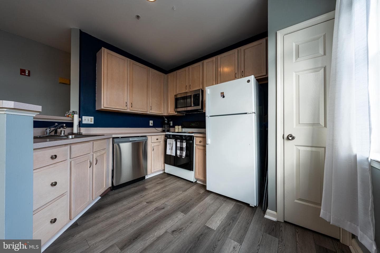 5000 Hollington Drive #301 photo 8