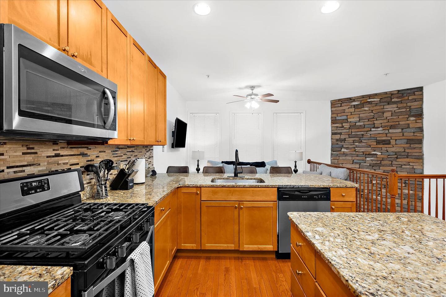 9128 Marlove Oaks Lane photo 30