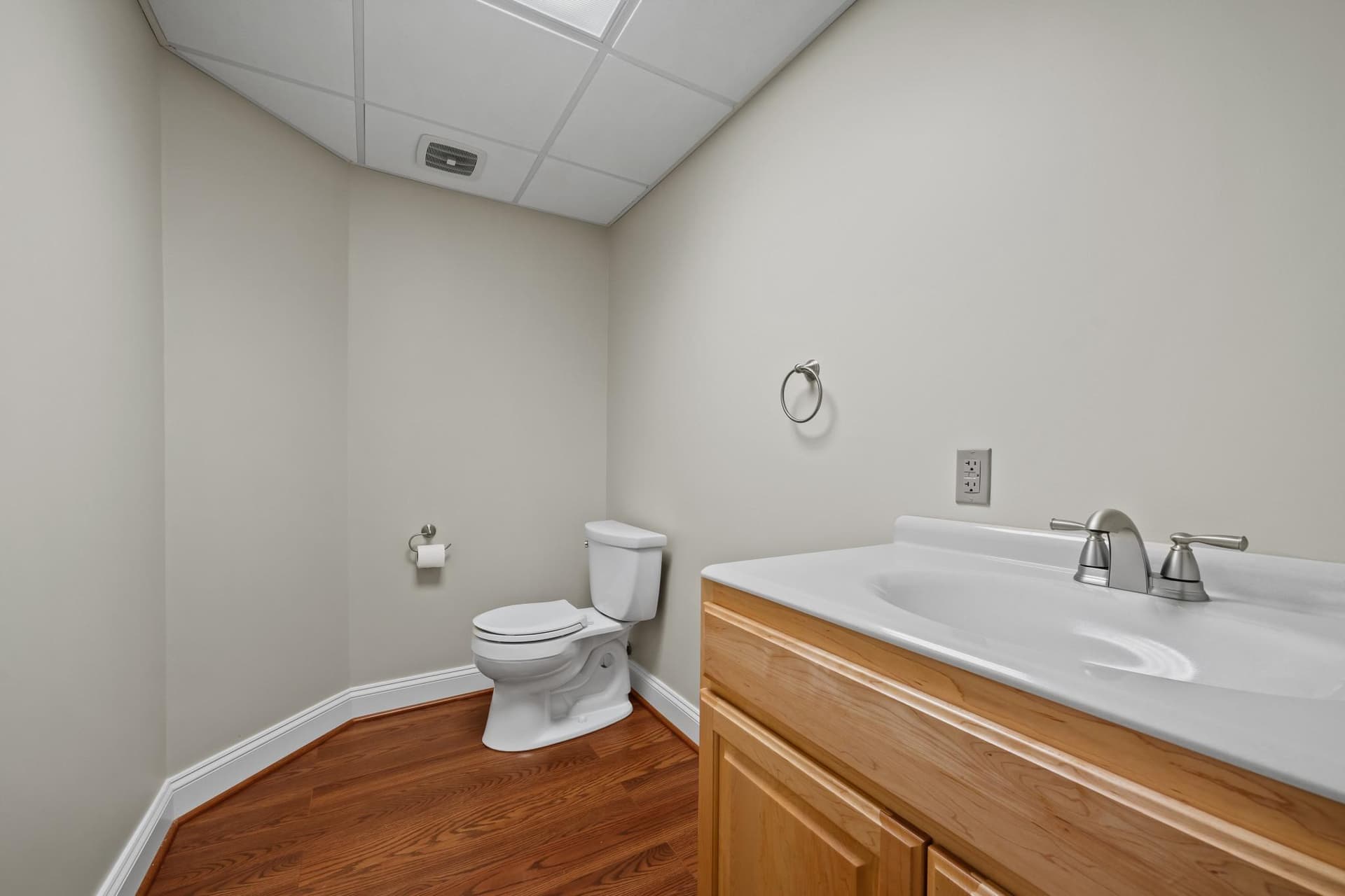 12221 Jerusalem Road photo 48