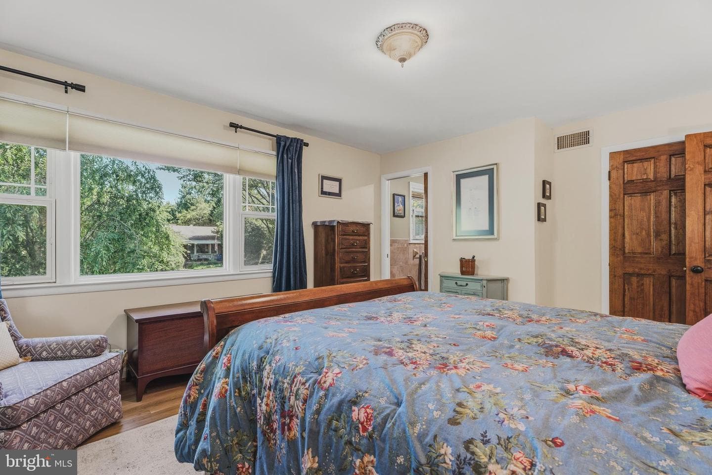 3 Saint Michaels Way photo 25