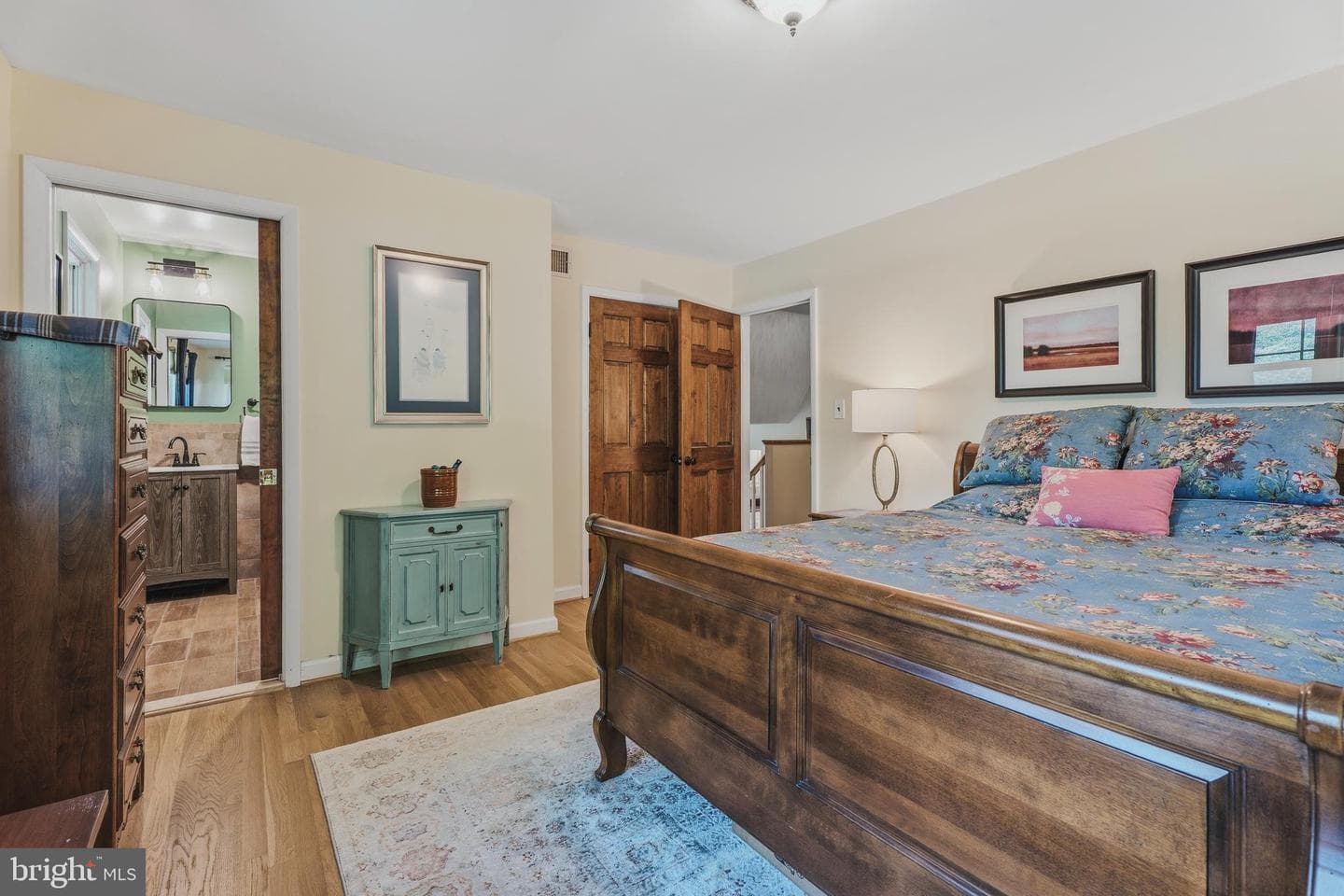 3 Saint Michaels Way photo 26