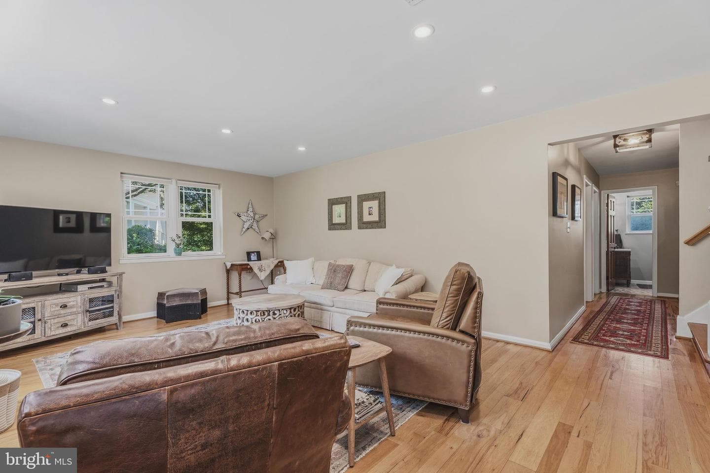3 Saint Michaels Way photo 35