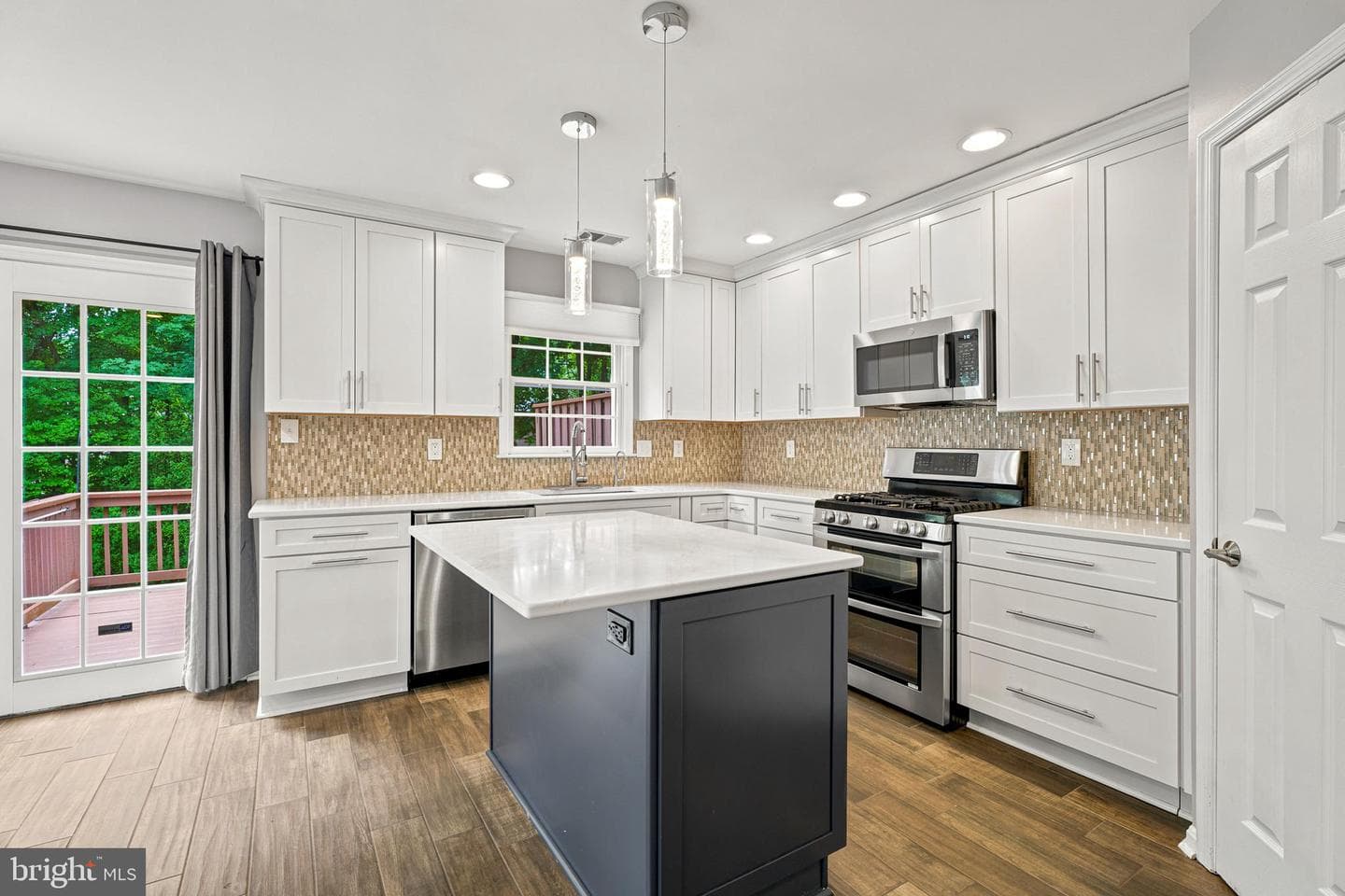 942 Walnut Wood Road photo 13