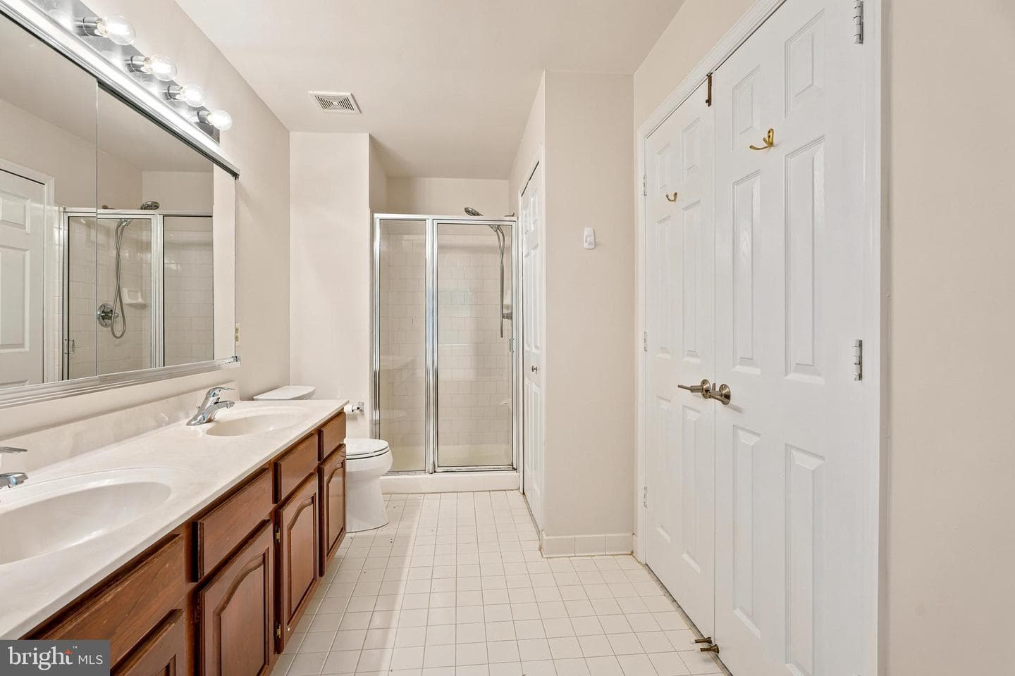 942 Walnut Wood Road photo 25