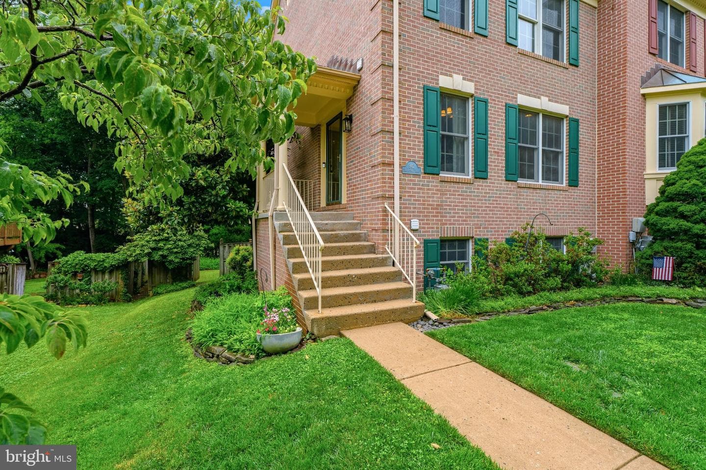 942 Walnut Wood Road photo 3