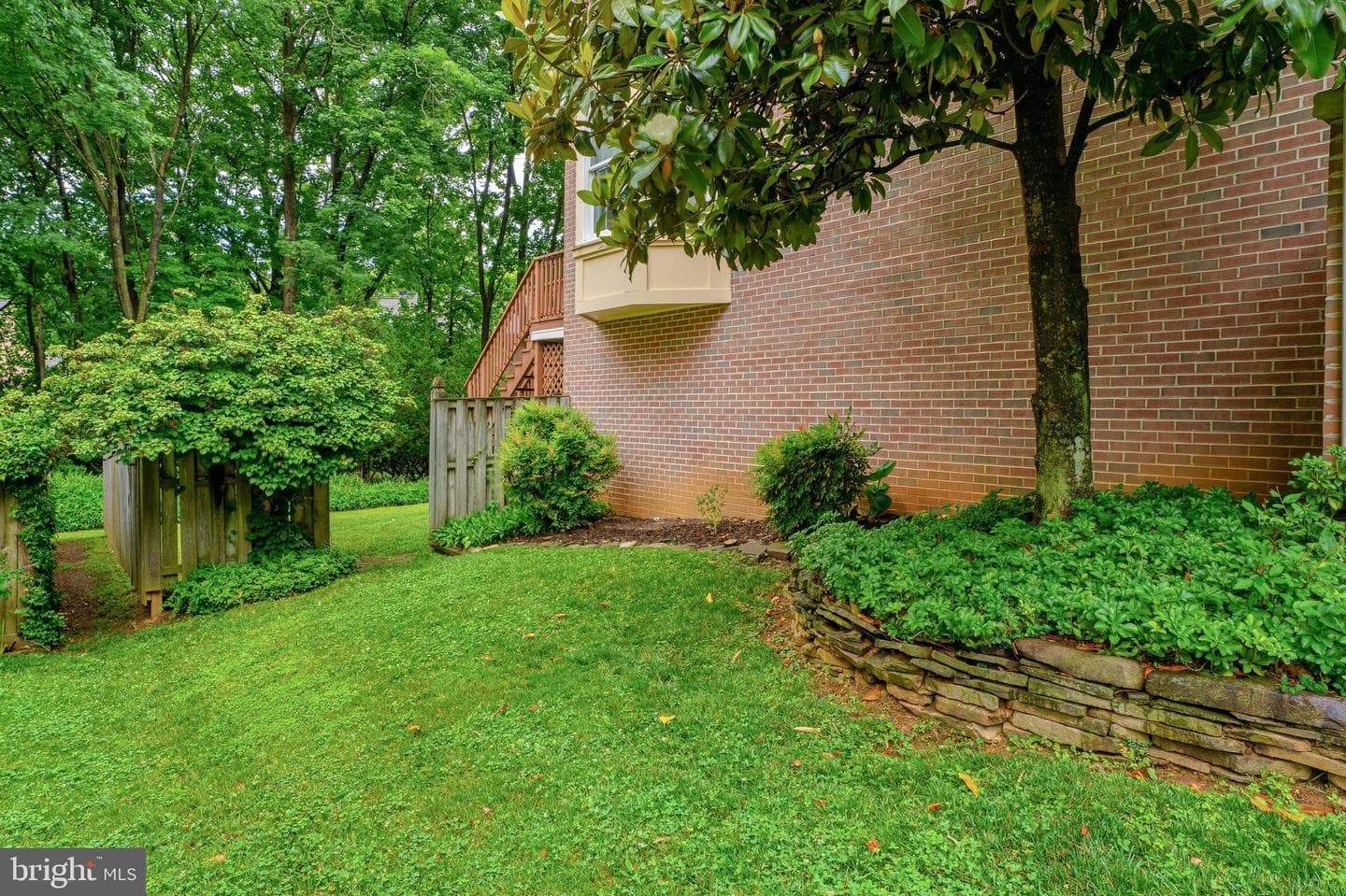 942 Walnut Wood Road photo 52