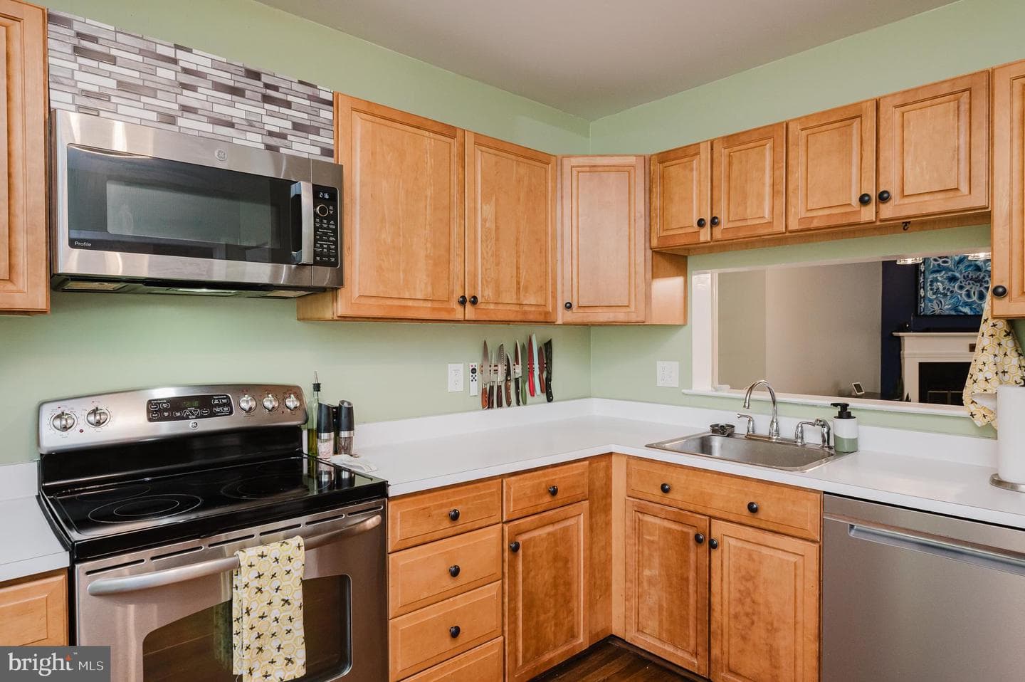 84 Roger Valley Court photo 12