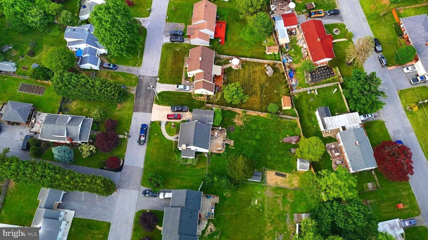 9 Virginia Avenue photo 41