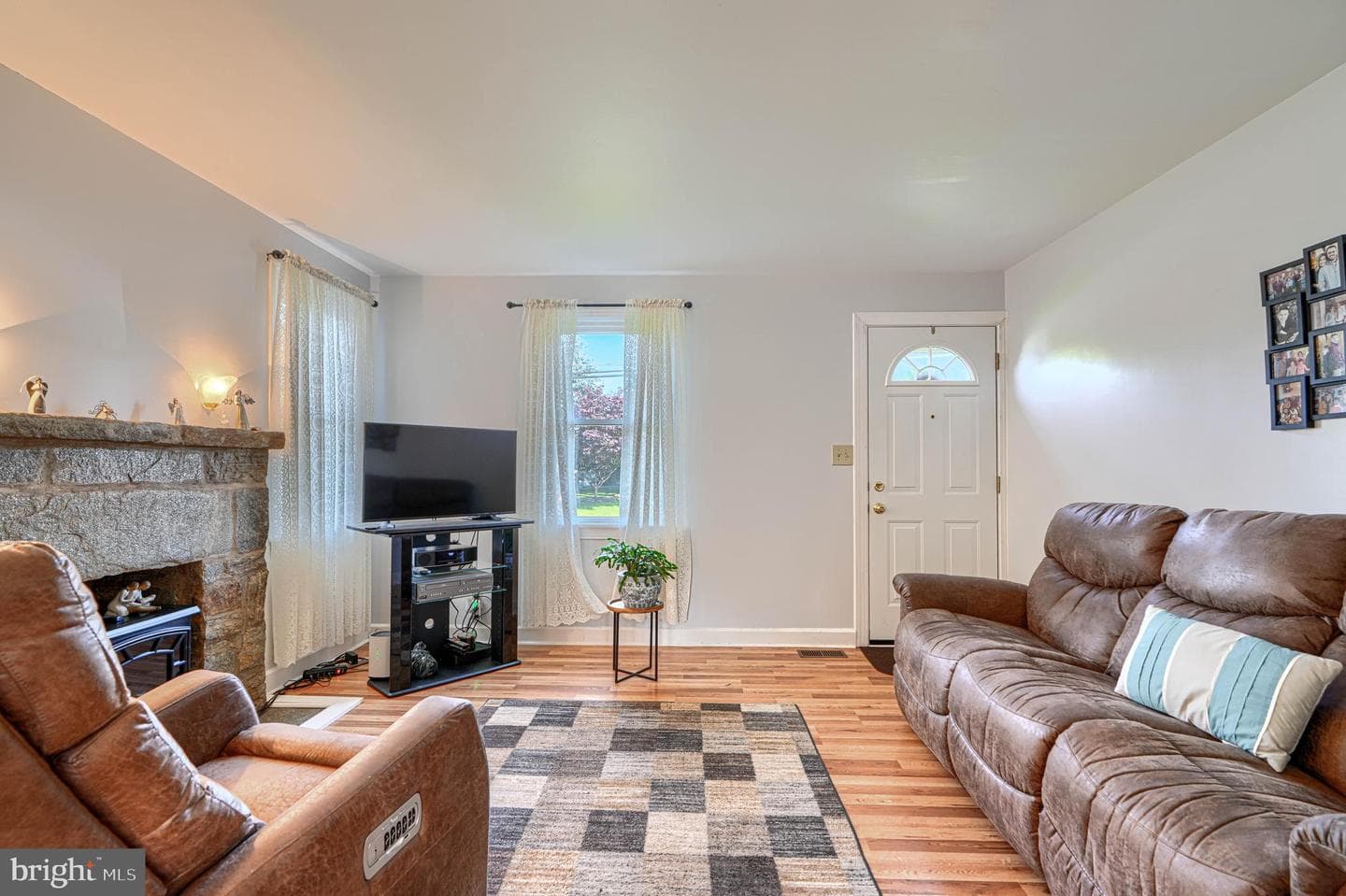9 Virginia Avenue photo 6