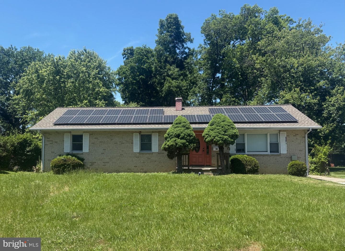 259 E Chatsworth Avenue photo 1