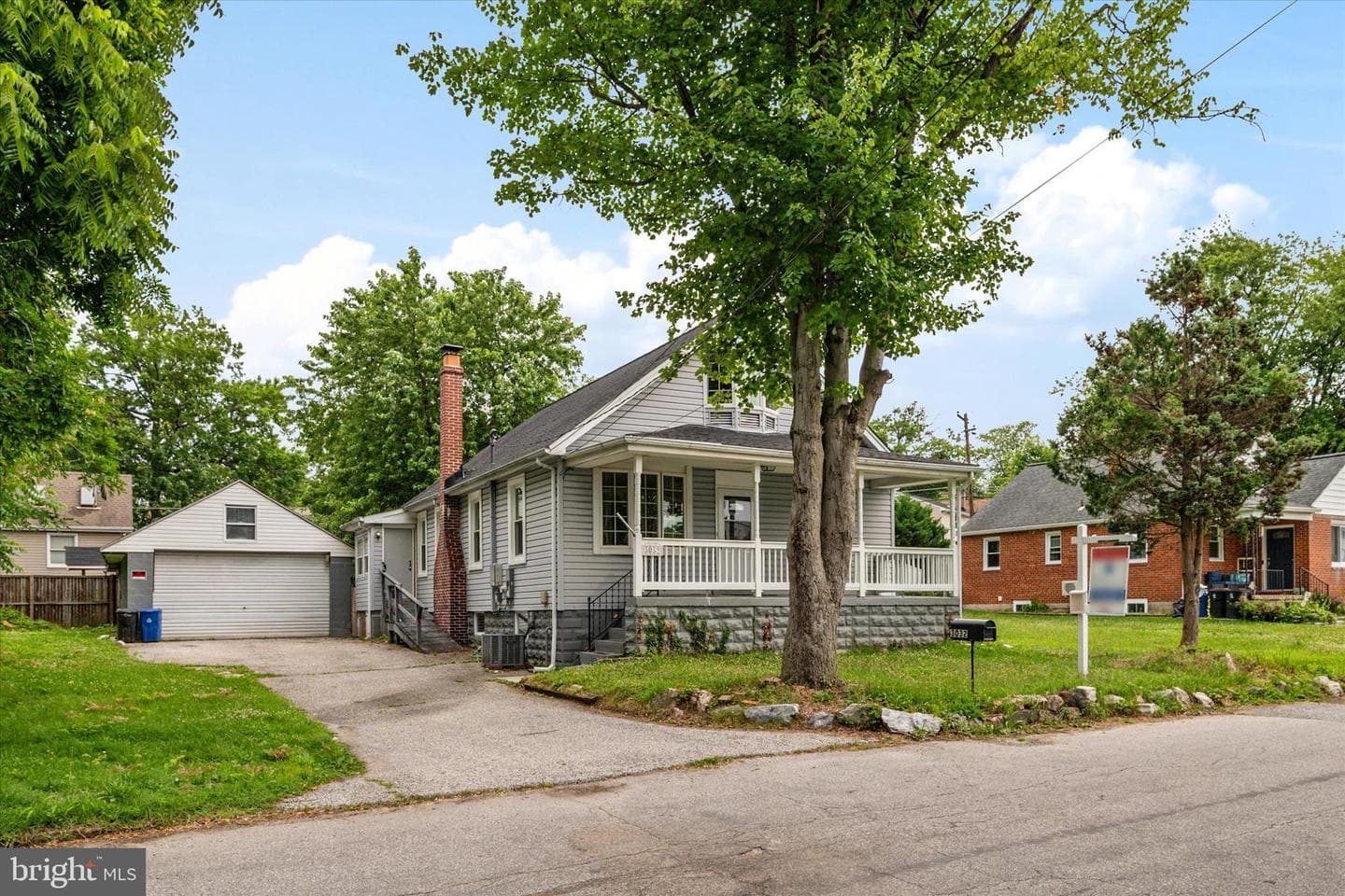3032 3rd Avenue, Parkville