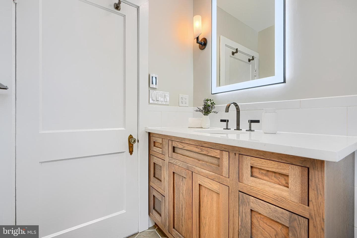 17011 Troyer Road photo 38