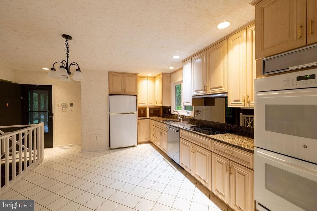 13 Bridlewood Court photo 2