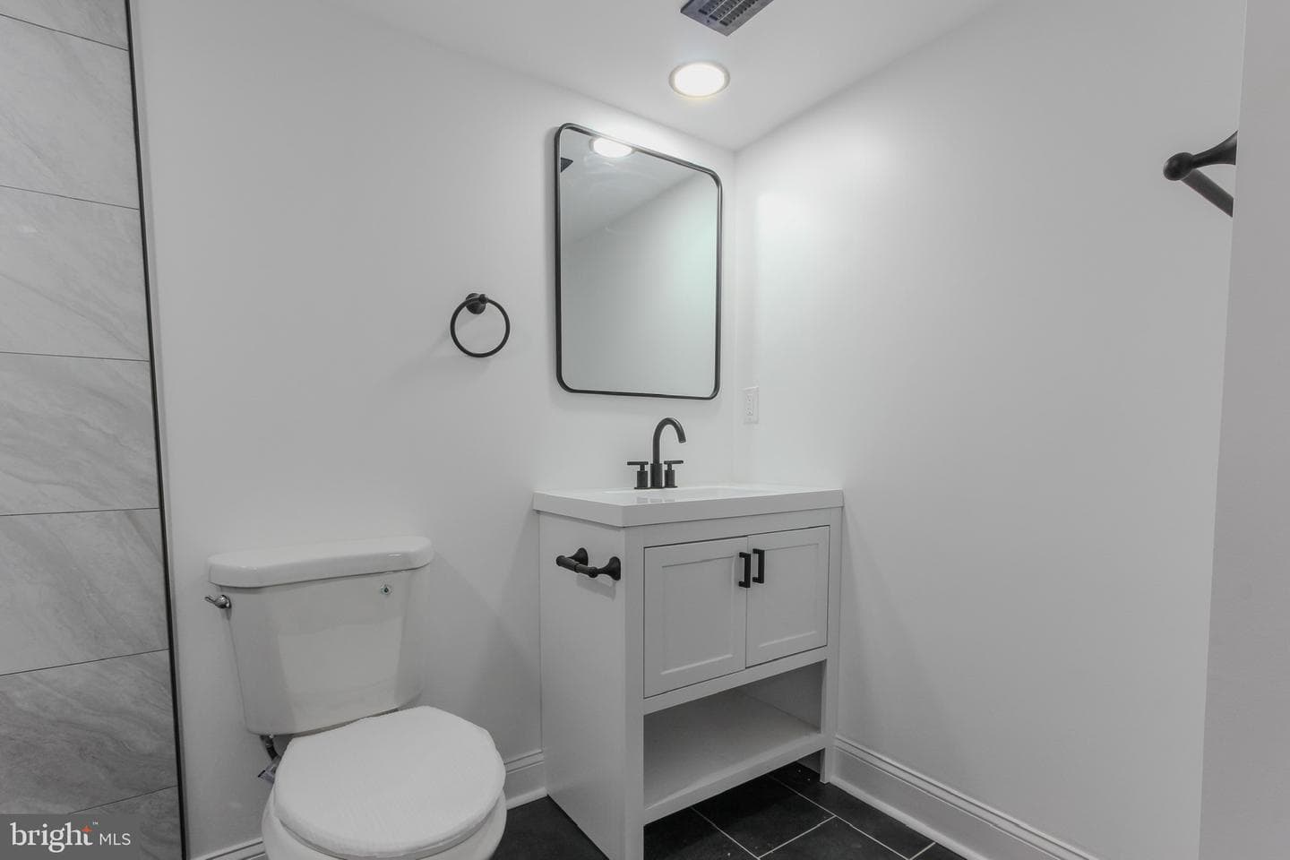 8206 Arrowhead Road photo 36