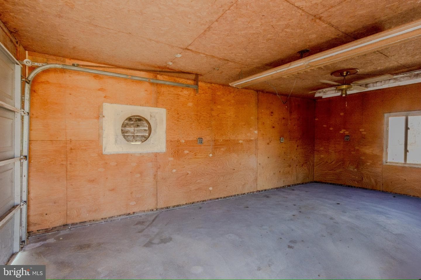 8206 Arrowhead Road photo 48