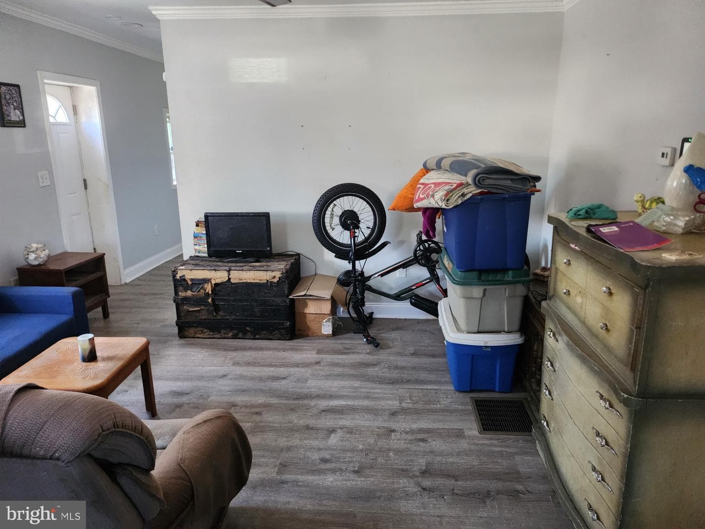 201 Mace Avenue photo 3