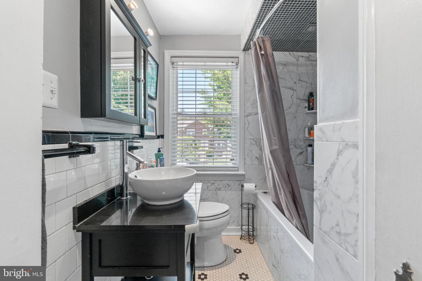 409 Stratford Road photo 20