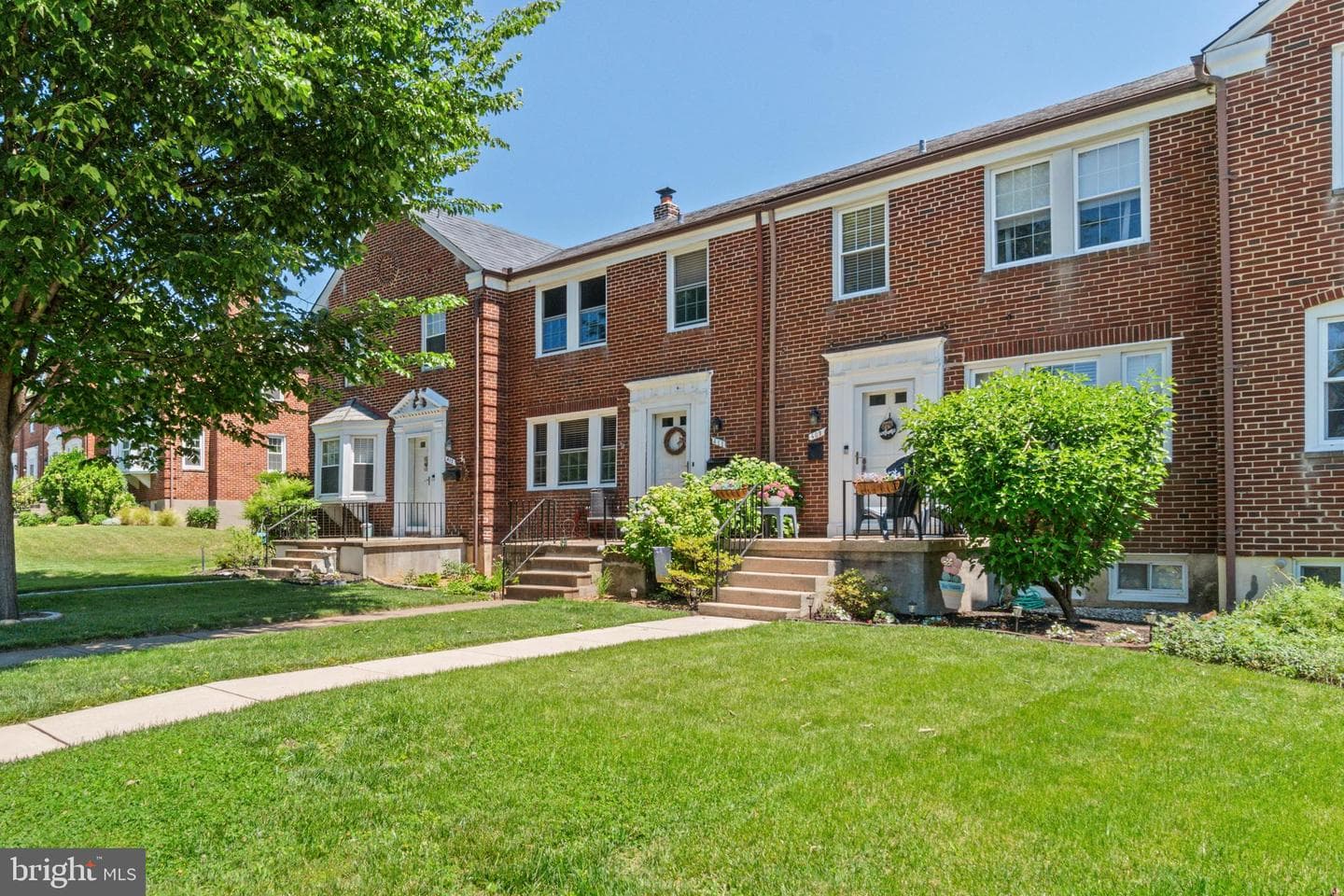 409 Stratford Road photo 3