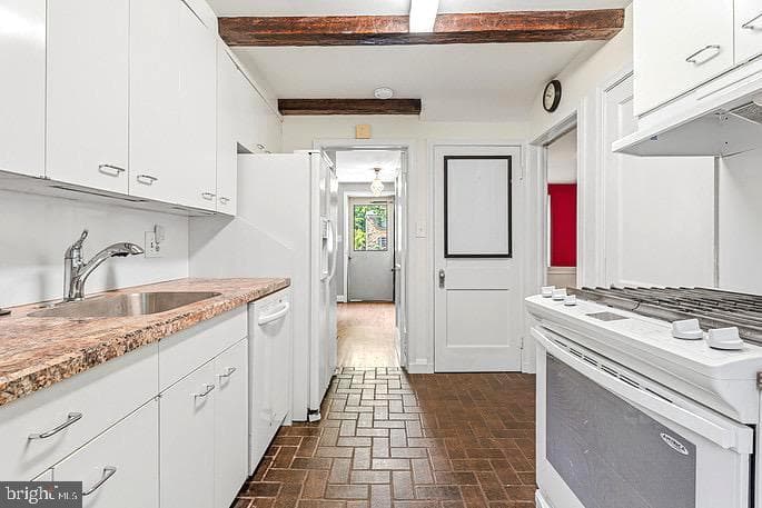 302 Dixie Drive photo 8
