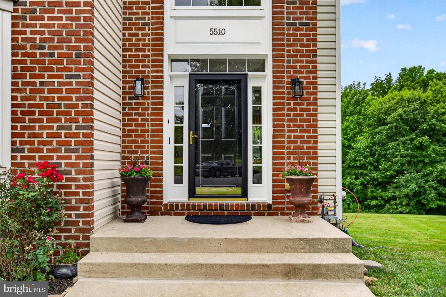5510 Overlook Circle photo 4