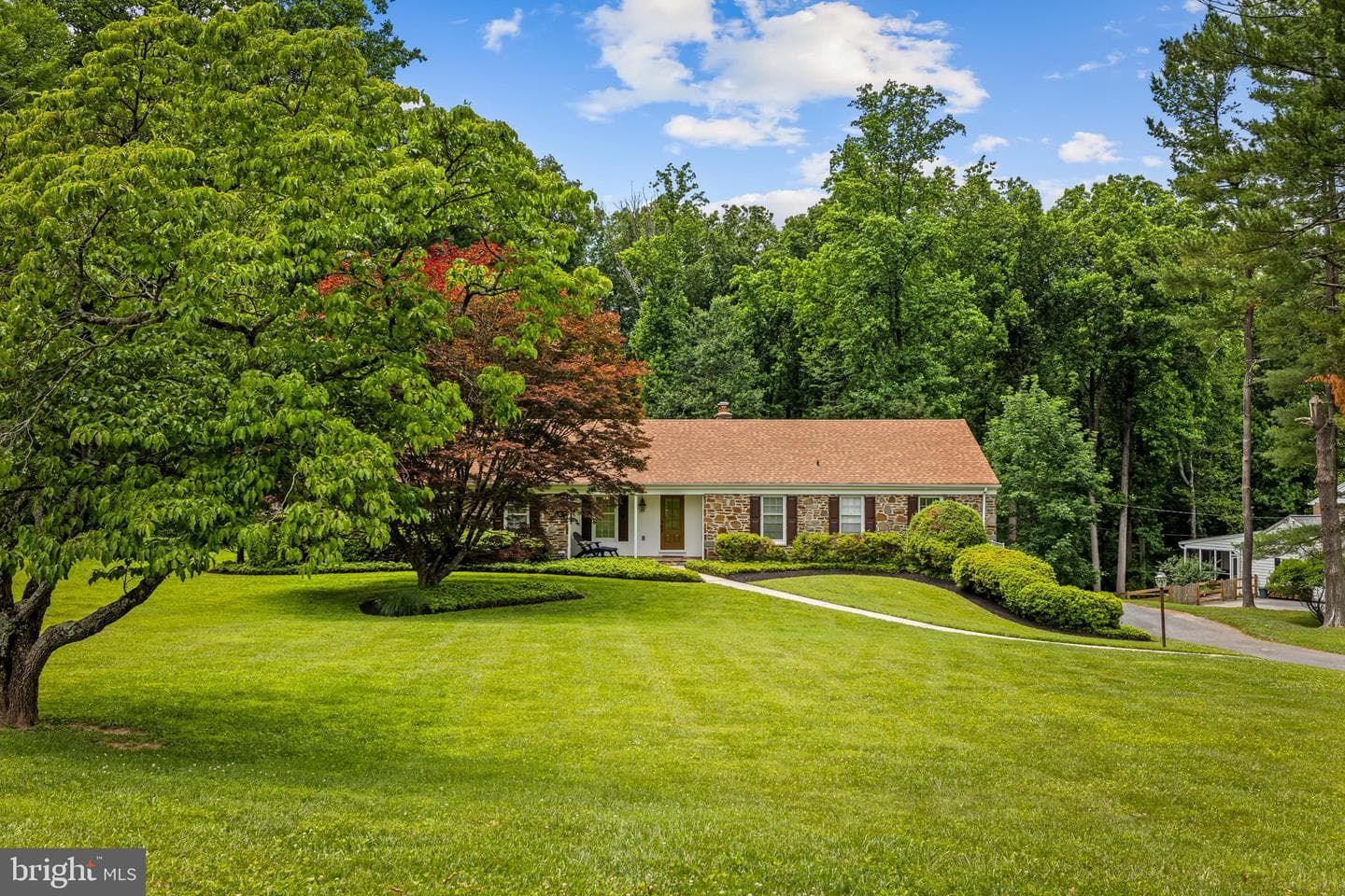 13608 Royal Crest Road photo 2