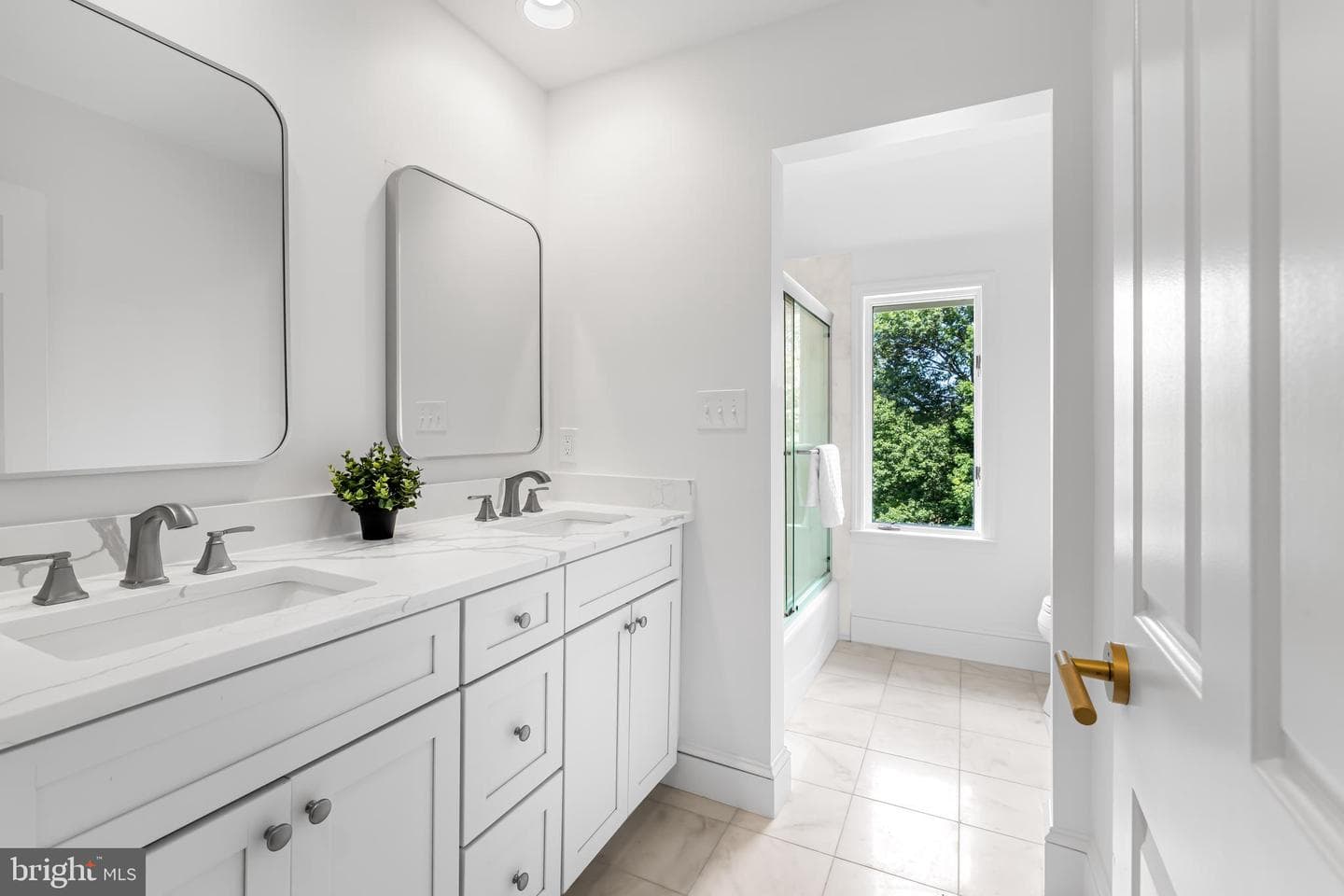 2318 Shaded Brook Drive photo 48