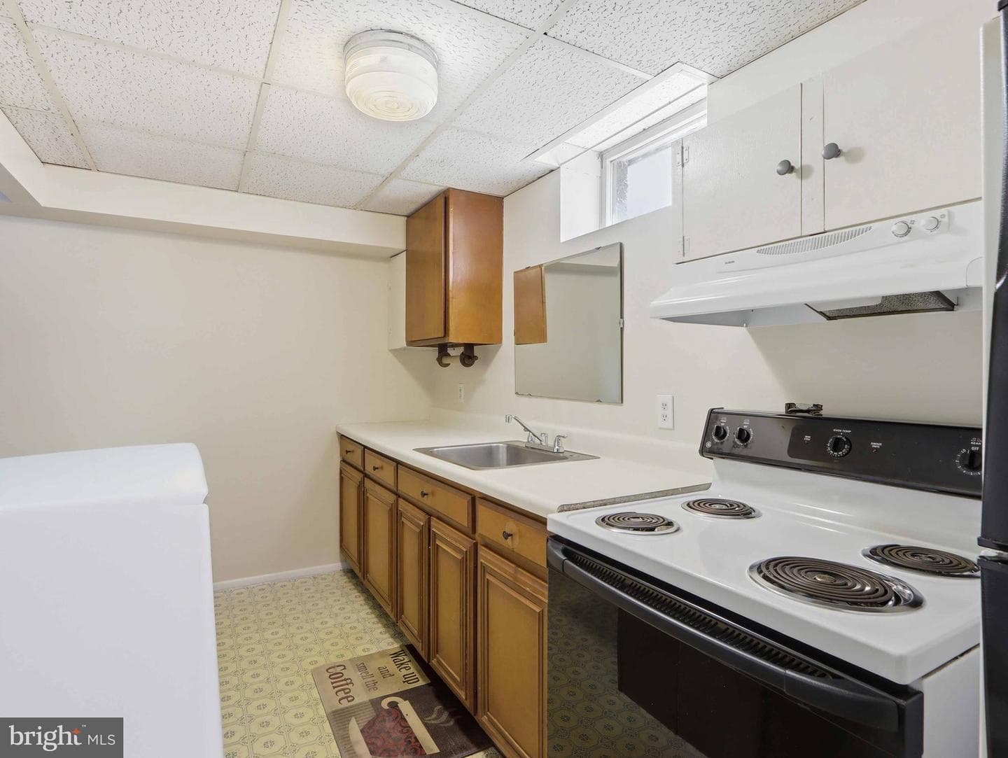 718 Kent Avenue photo 22