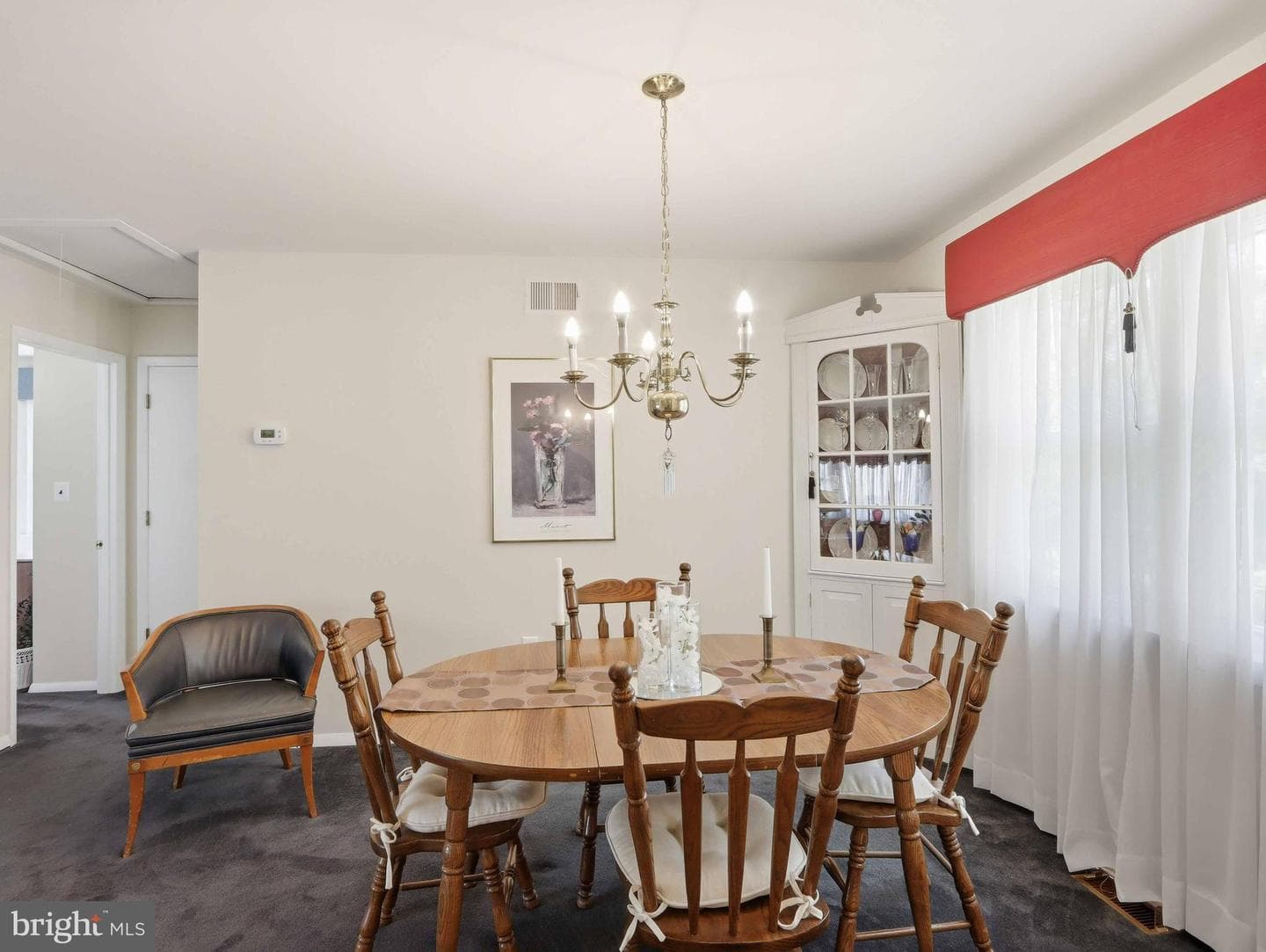 718 Kent Avenue photo 3