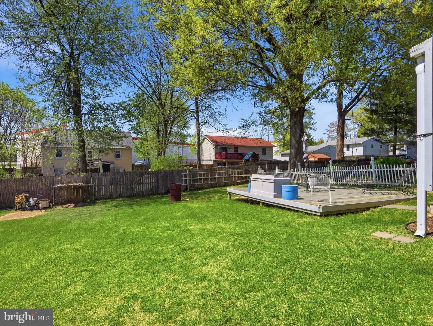 718 Kent Avenue photo 31
