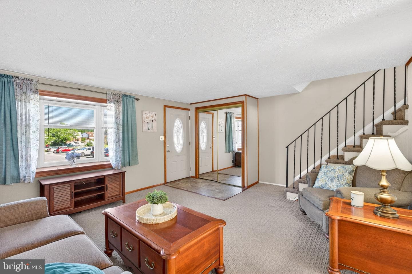 327 Wisewell Court photo 2