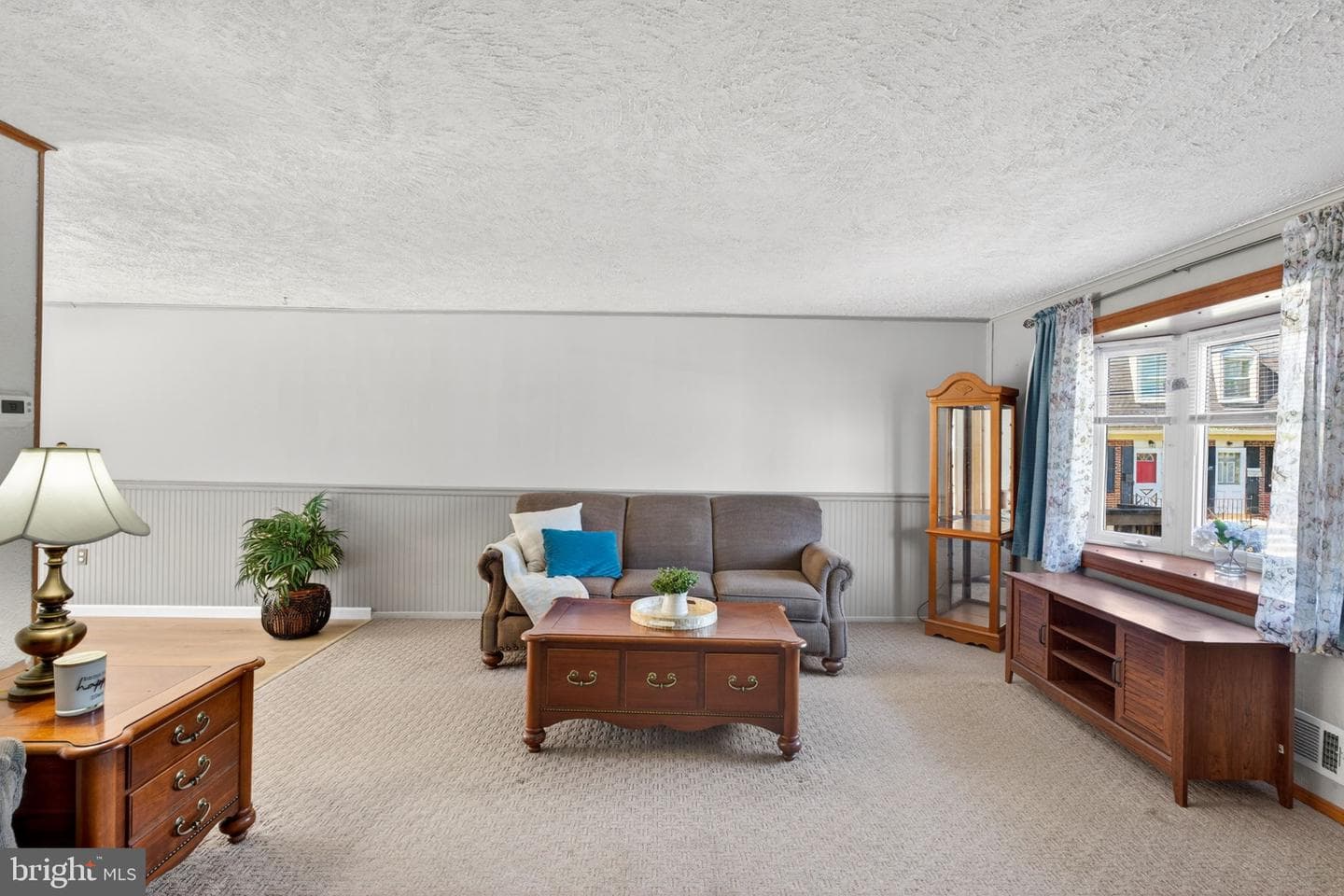327 Wisewell Court photo 6