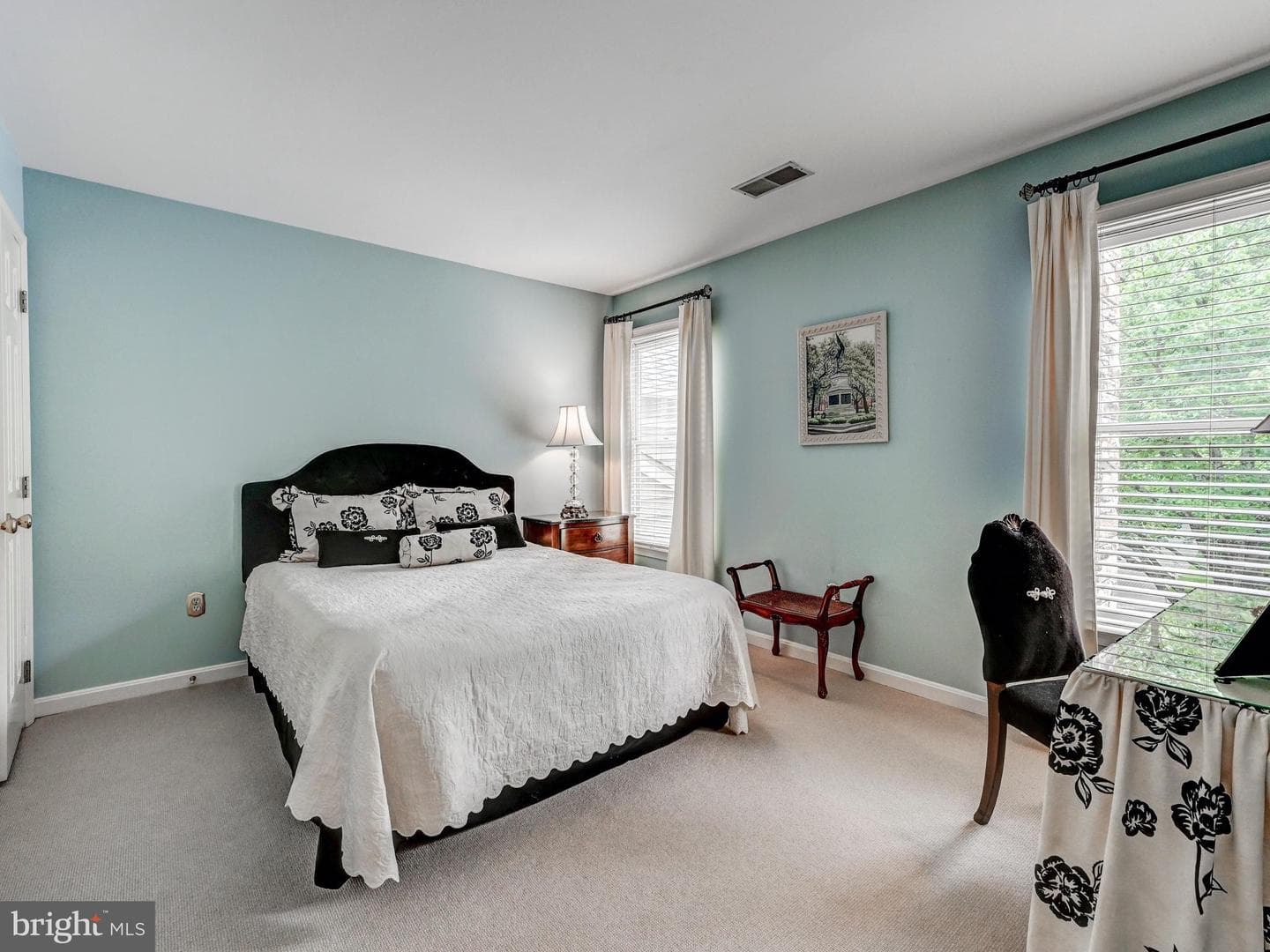 4 Spyglass Court photo 35