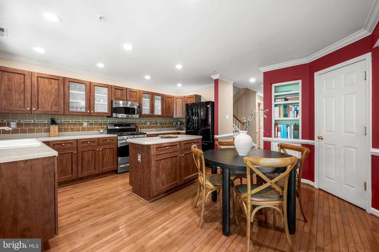 1011 Lillies Lane photo 12