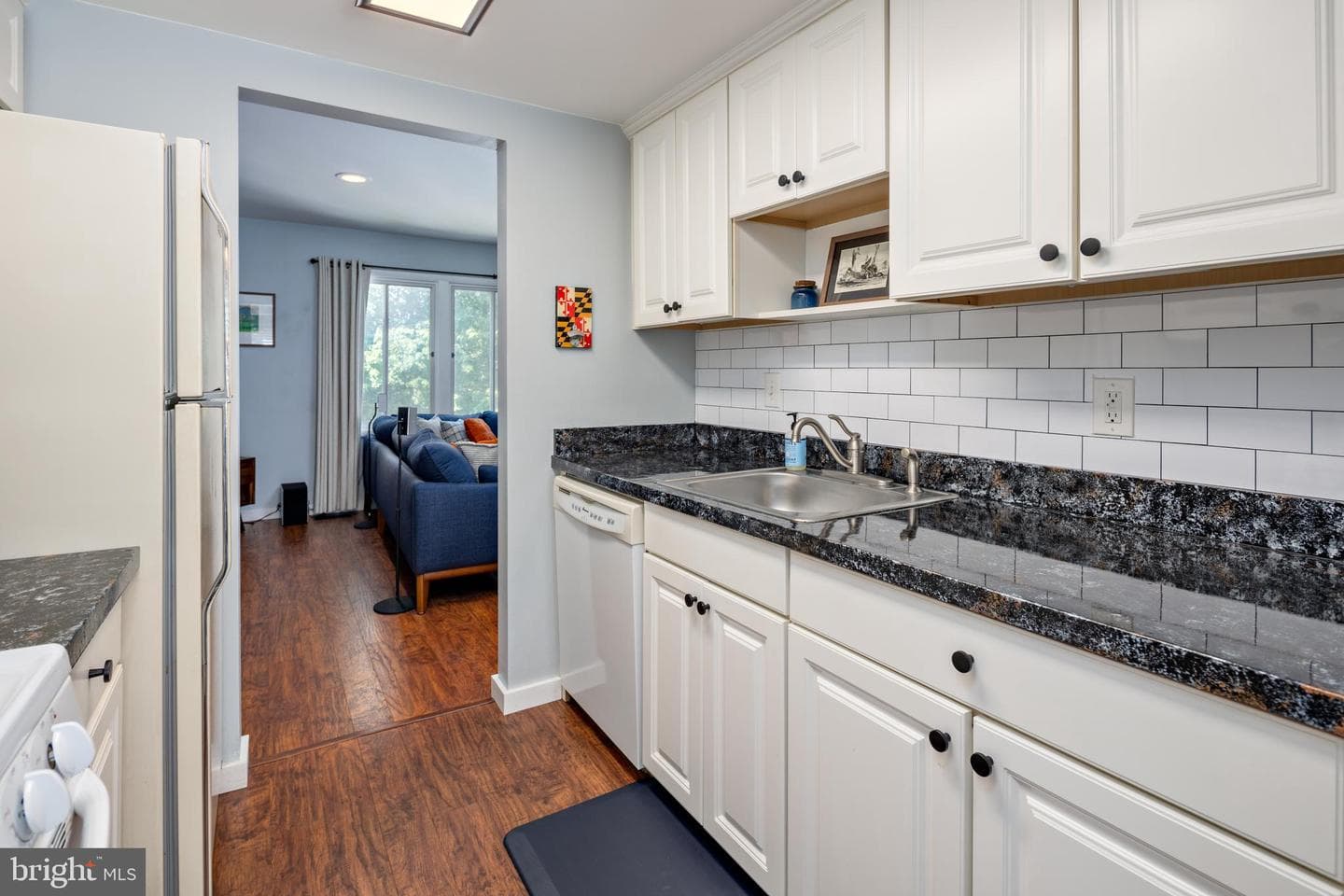 33 Strabane Court photo 12