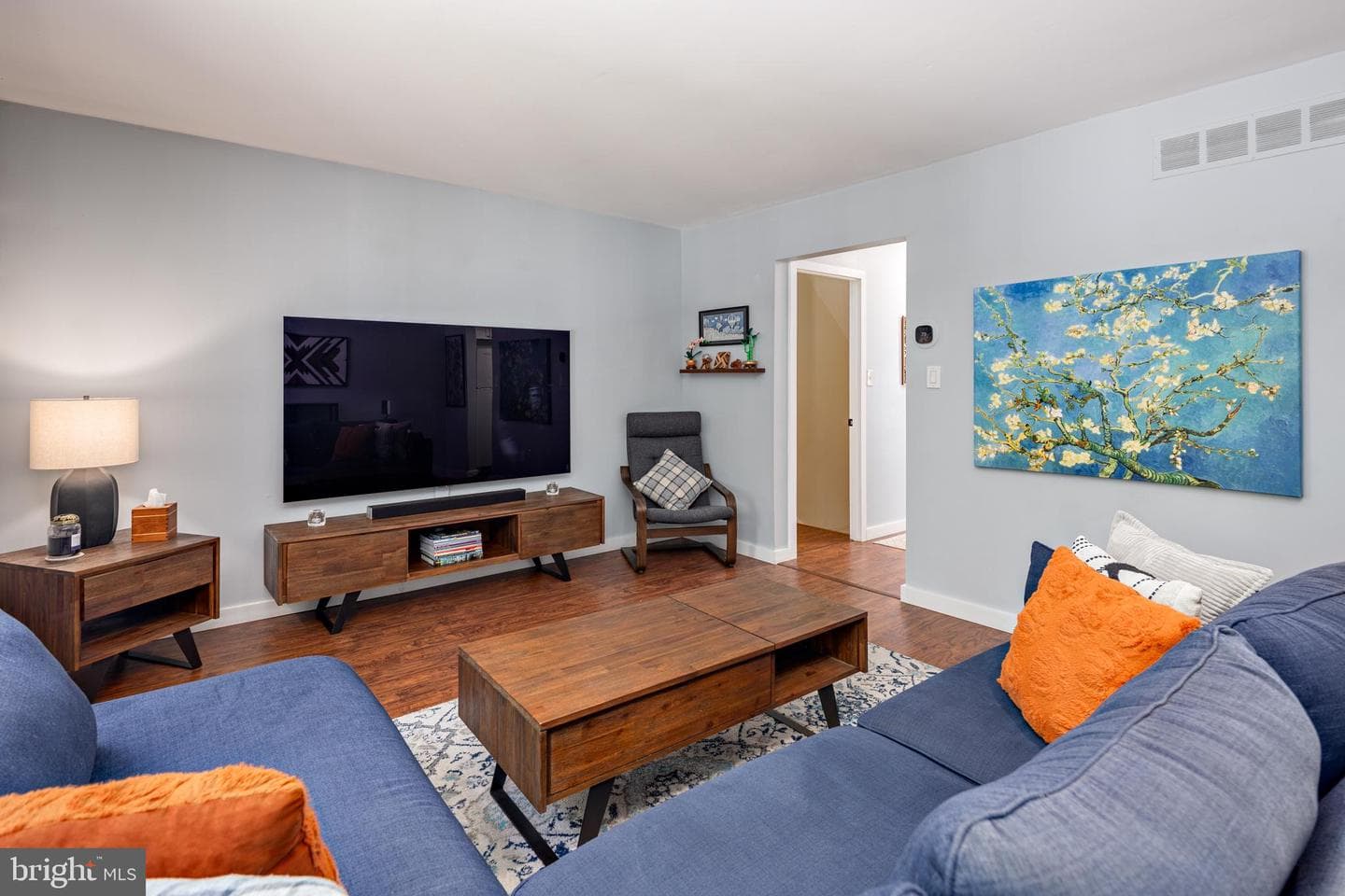 33 Strabane Court photo 7