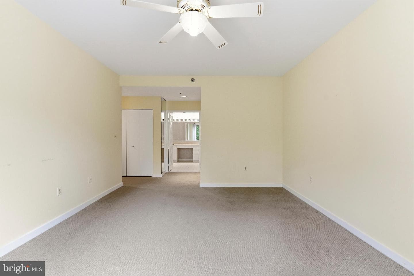 1 Gristmill Court #303 photo 17