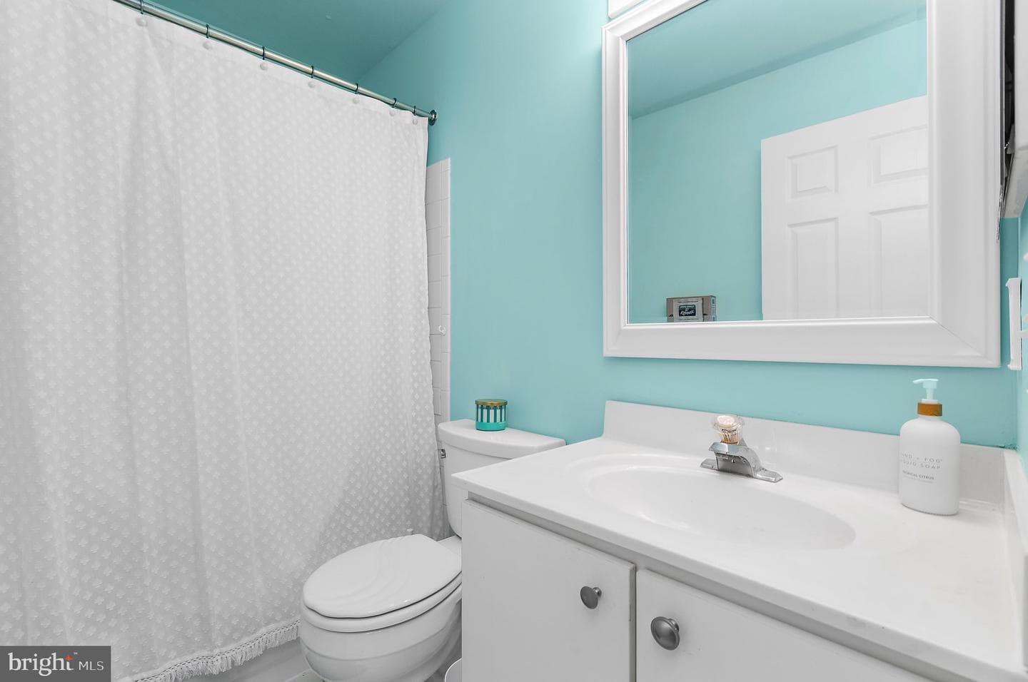 9534 Georgian Way photo 28