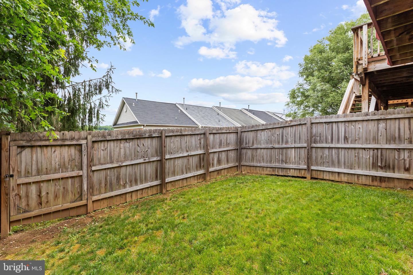9534 Georgian Way photo 36