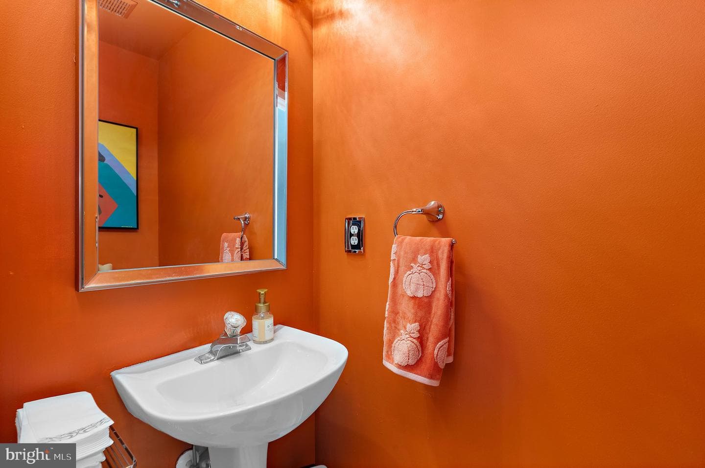 9534 Georgian Way photo 9