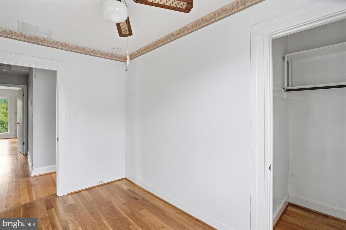 24 Normal Terrace photo 31