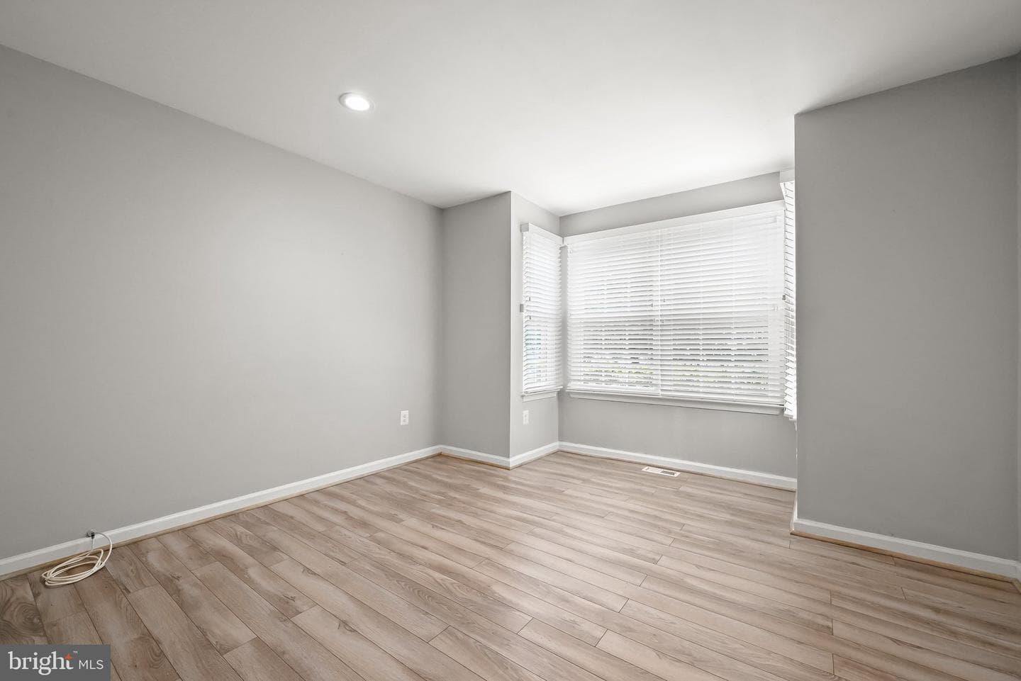 102 Bishops Lane photo 4