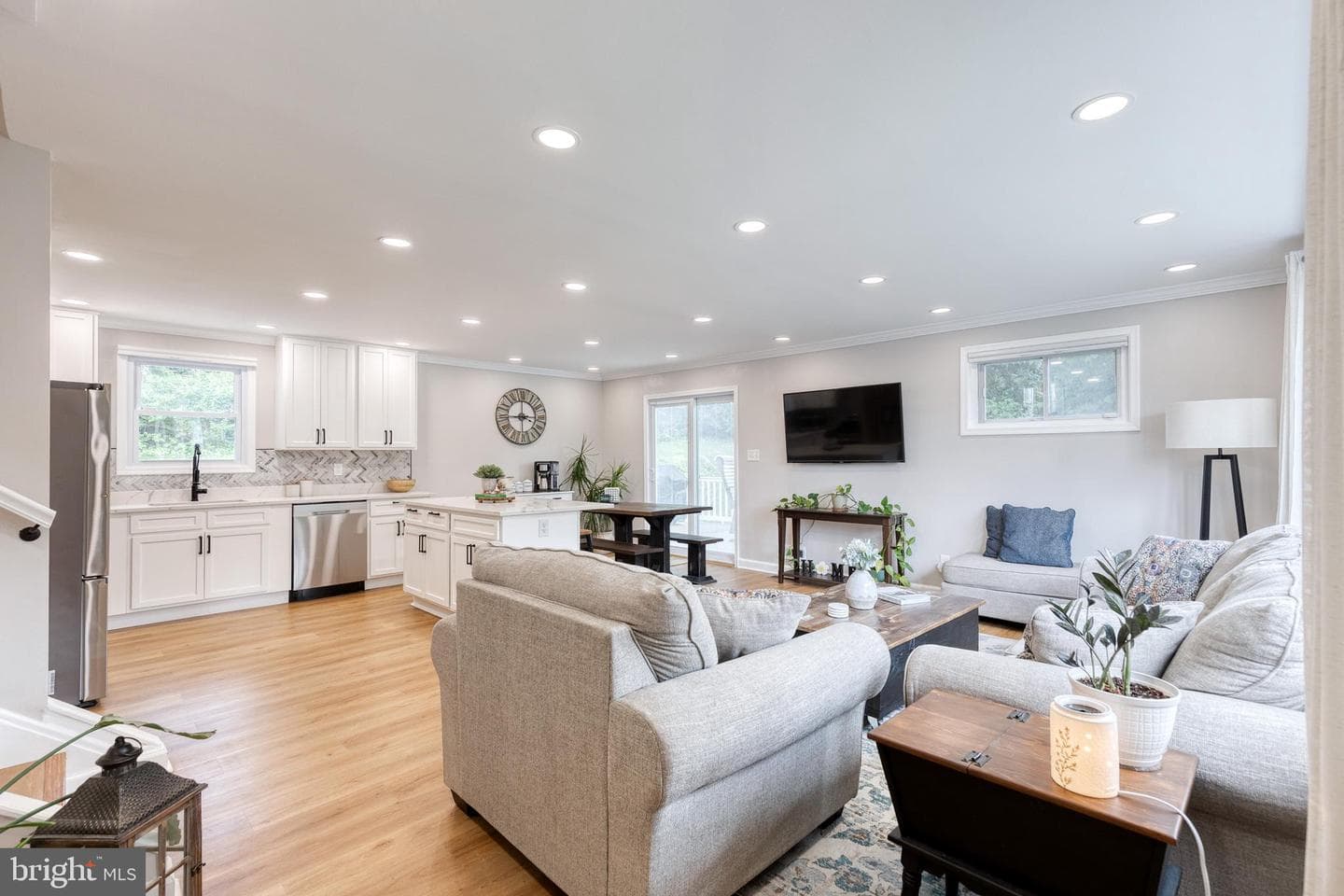3 Wendslow Place photo 3
