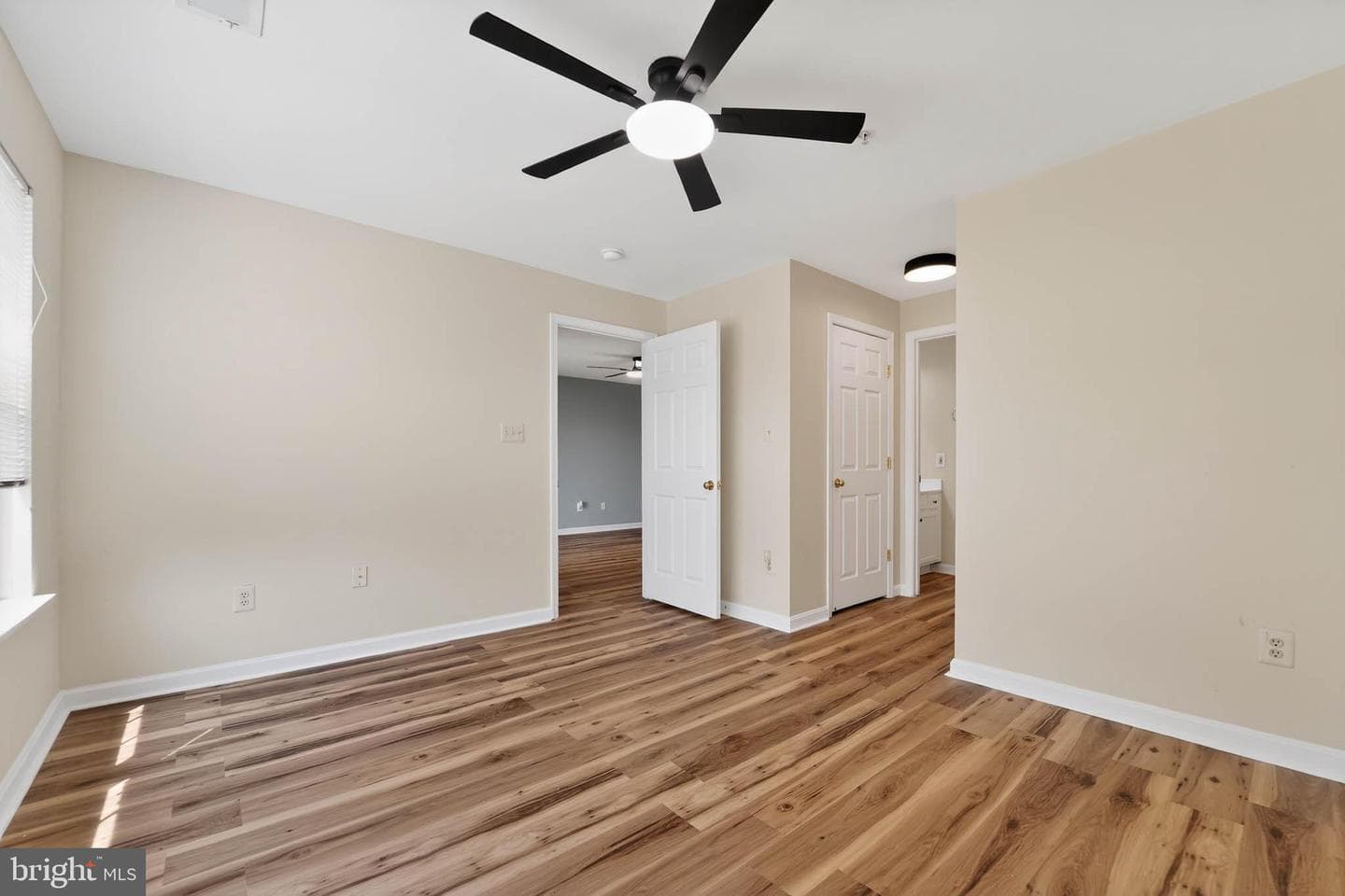 8801 Stone Ridge Circle #201 photo 20