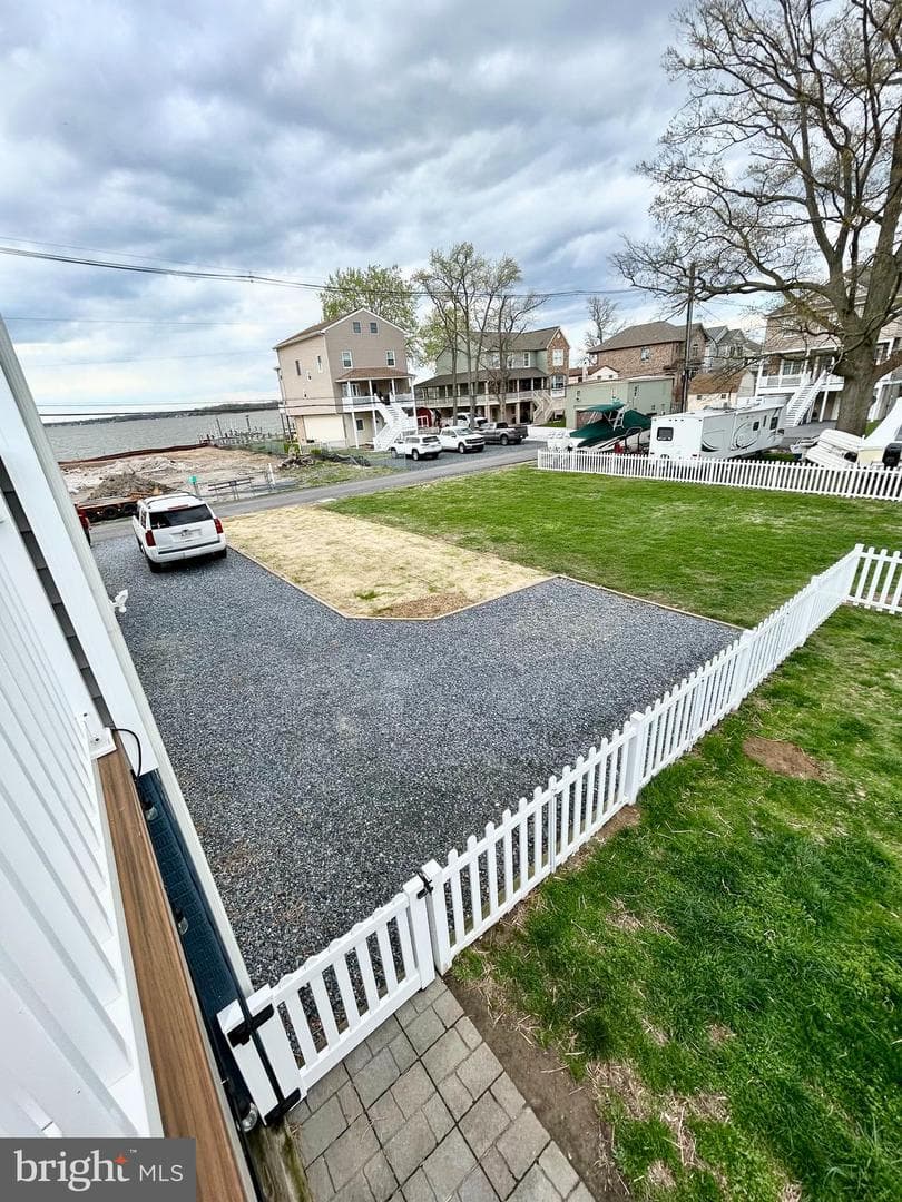 9031 Hinton Avenue photo 6