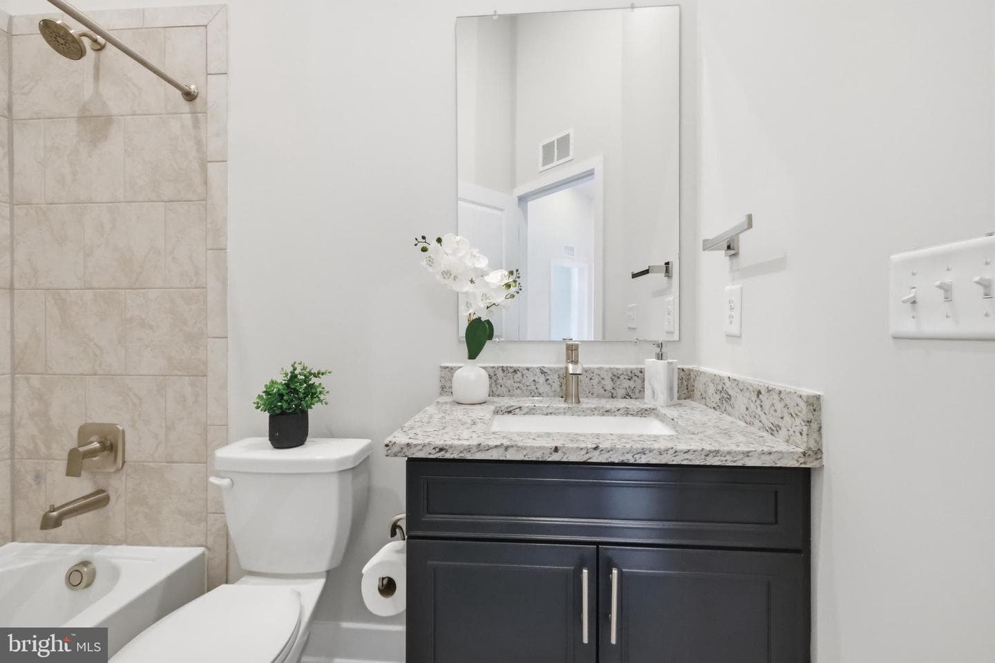 2403 Woodlands Road photo 33